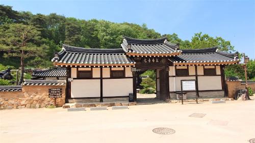 Bonghwa House | Tohyang Traditional House