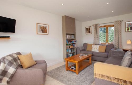 Dorchester House | Tokenhill Cottage