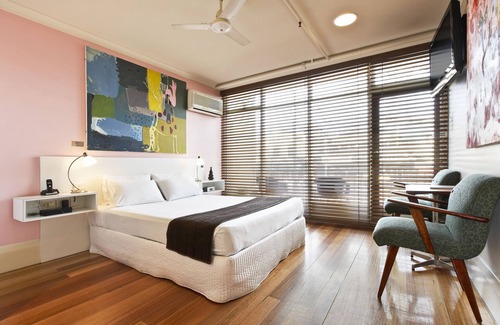St Kilda Hotel | Tolarno Hotel