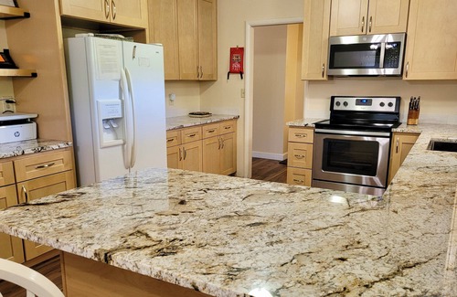 Winthrop House | Tom's Mom's-Dog Friendly/WalkWinthrop! Parking for Recreational Vehicles!