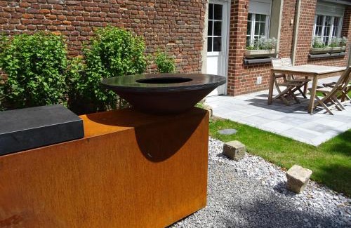 Walincourt-Selvigny House | Tomates cerises à la ferme de Sorval