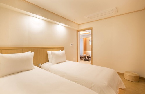 Geoje Hotel | Tomonoya Ryokan