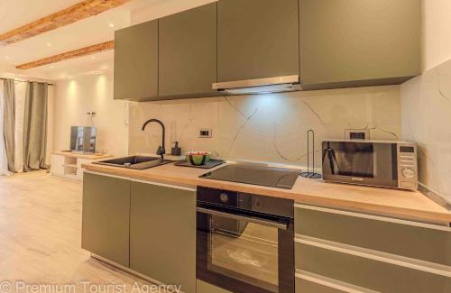 Metajna Apartment | Toncica Sunny terrace with seaview and shaded BBQ area