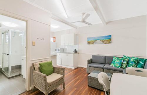Coolangatta Apartment | Tondio Terrace Flat 5 - Pet Friendly