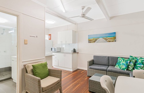 Coolangatta Apartment | Tondio Terrace Flat 5 - Pet Friendly