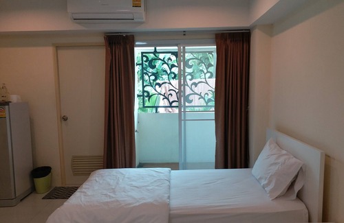 Nai Mueang Hotel | TongPrasit Place