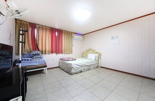 Chungmu Hotel | Tongyeong Crown