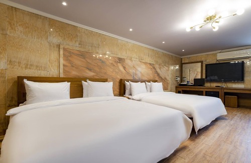 Tongyeong Hotel | Tongyeong Hotel Opera