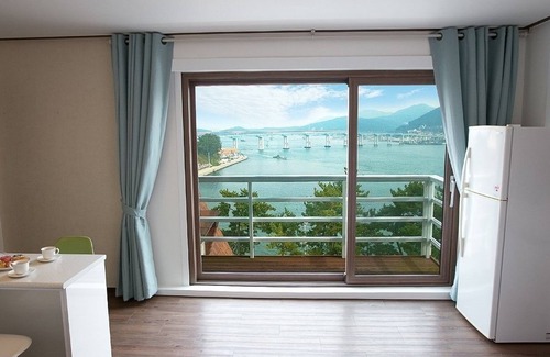 Yongnam-myeon Condo | Tongyeong Tulip Pension