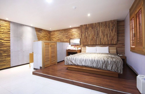 Tongyeong Hotel | Tongyeong Wow