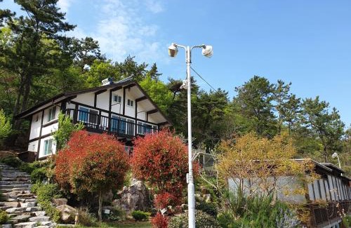 Sanyang-eup House | Tongyeong Yehyang Pension