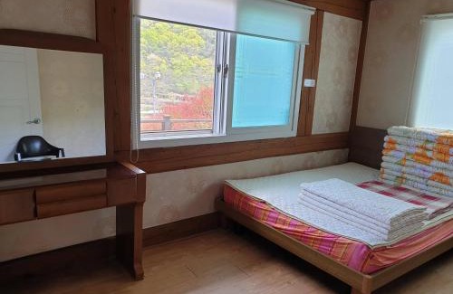 Sanyang-eup House | Tongyeong Yehyang Pension