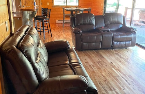 Payson Cabin | Tonto Creek Mountain Cabin - Great Views with Hot Tub and WiFi