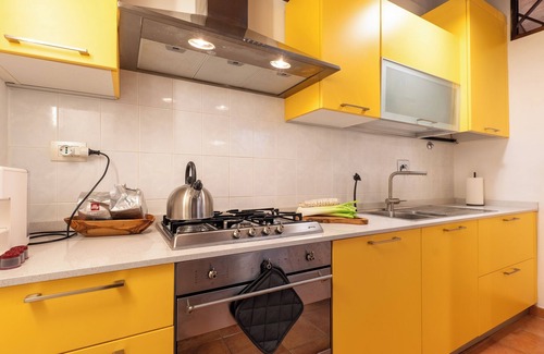 Volterra Apartment | Tony's I Design House Volterra Rooftop Suite