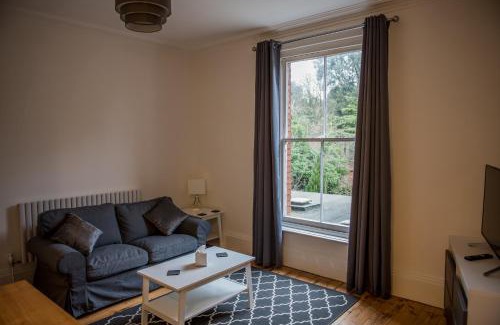 Ipswich Apartment | Toothbrush Apartments - Central Ipswich - Fonnereau Road