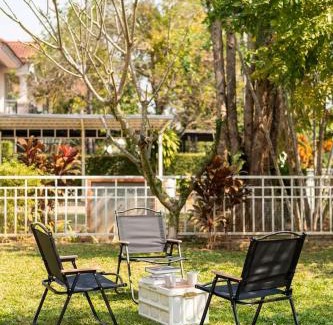 San Sai House | Top family house in peaceful area with lake view 3BR 15 mins to city