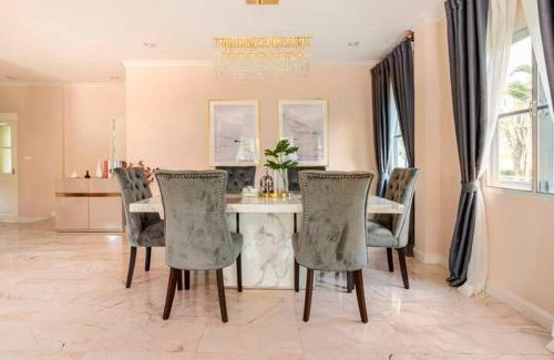 San Sai House | Top family house in peaceful area with lake view 3BR 15 mins to city