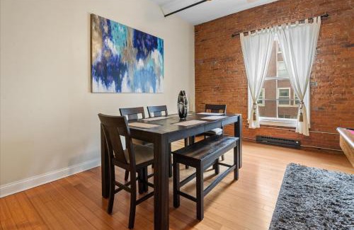 Wholesale District Apartment | Top Floor Loft in Downtown Indianapolis