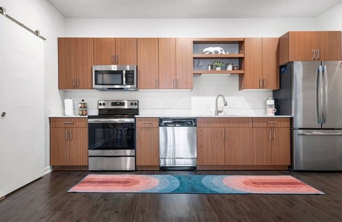 Traverse City Condo | *Top Floor Modern Condo Near Downtown TC*