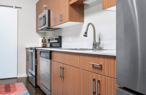 Traverse City Condo | *Top Floor Modern Condo Near Downtown TC*