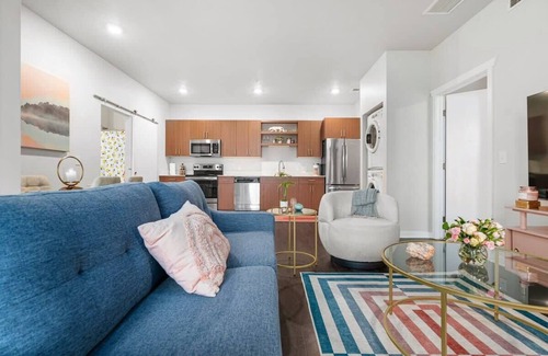 Traverse City Condo | *Top Floor Modern Condo Near Downtown TC*