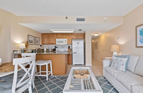 Daytona Beach Shores Apartment | Top Floor Oceanfront Condo w Pool Beach Access