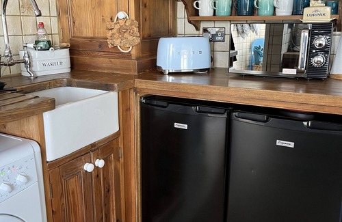 Runswick Bay Cottage | Top Gallant Holiday Cottage Runswick Bay with great beach and sea views