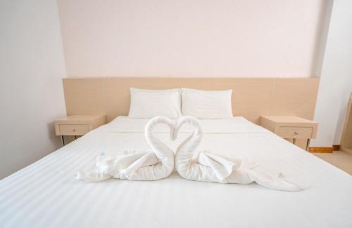 Maha Sarakham Hotel | Top Inn Hotel พร้อมอาหารเช้า ใกล้วัดป่าวังน้ำเย็นและสถานที่ท่องเที่ยว