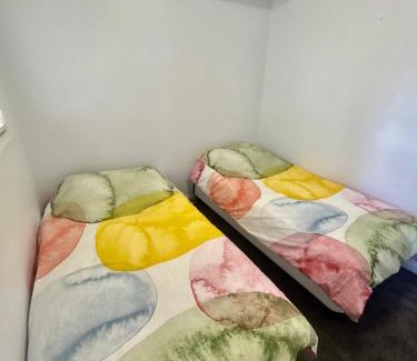 Coogee Apartment | Top Level Aprmt w Balcony beside Coogee Pavilion