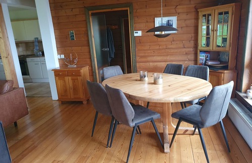 Ortsmitte Ski Chalet | Top location Willingen with panoramic view directly at the forest and ski slope.