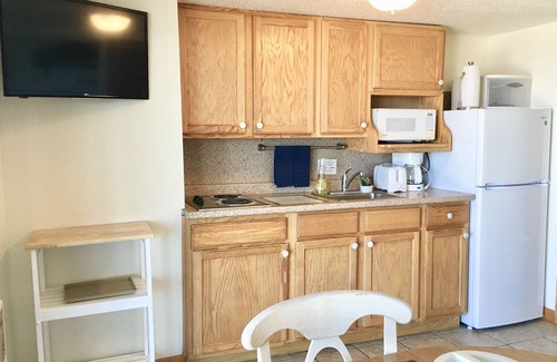 North Truro Hotel | Top Mast Resort
