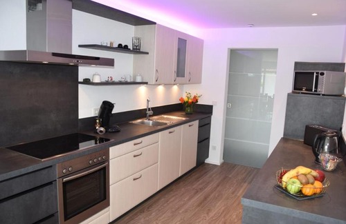 Ebersberg District Apartment | Top-Moderne und geräumige Ferienwohnung