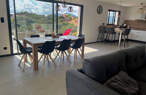 Bastelicaccia Villa | Top of new villa all comfort air conditioning 6/8 pers sea view private heated pool