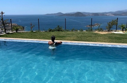 Bogazici Villa | Top of The Hill Villa With Pool - Central Locationn