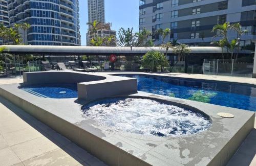 Surfers Paradise Apartment | Top of the Mark