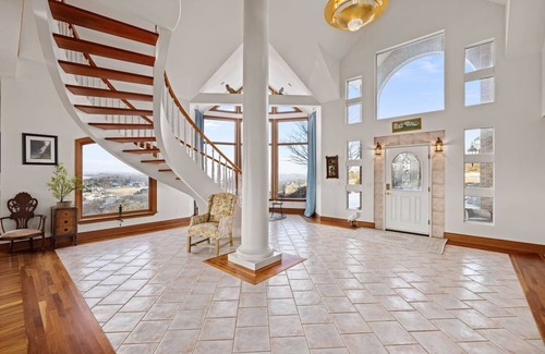 Wellsboro House | Top of the World Wellsboro -Spacious Home w/Pickleball, HOT TUB, Pond, A+ View!