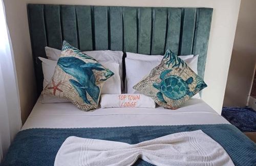 Mnquma Bed & Breakfast | TOP TOWN LODGE