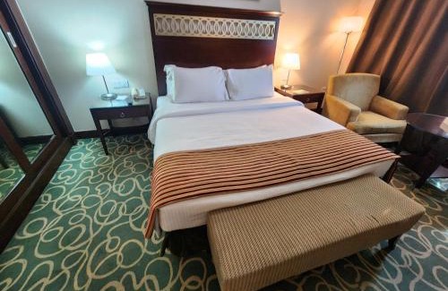 Madinat Zayed Hotel | Topaz Building