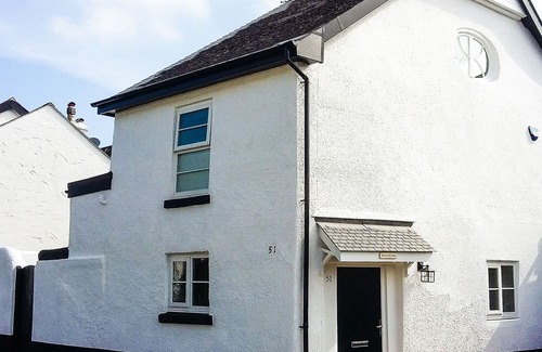 Shaldon Cottage | TOPCLIFF COTTAGE, pet friendly, character holiday cottage in Shaldon