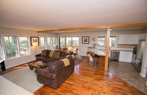 Stowe Area House | Topnotch Family friendly 3/3 townhouse, pet friendly,nask about winter season
