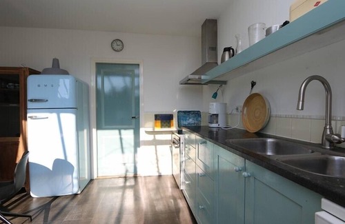 Nieuw-Haamstede Villa | Torenweg 9 holiday bungalow in prime location