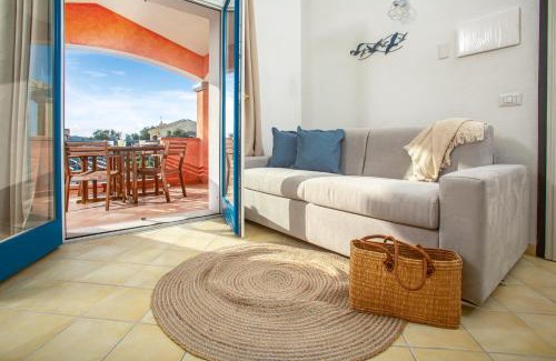 Porto Pozzo Apartment | TORO FLAT V 15' Palau, 30' Porto cervo & FREE PARKING