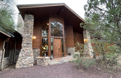 Torreon Cabin | Torreon Luxury Cabin, 4000 Sq Ft on 1st green Golf Course/Creek/Family friendly