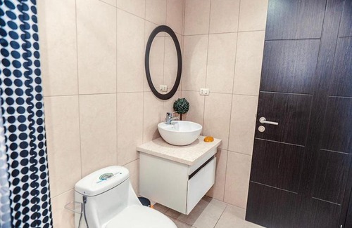 Puerto Santa Ana Apartment | Torres Bellini