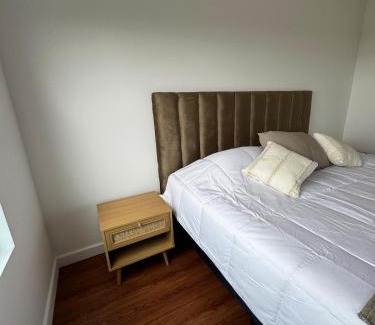 Buenos Aires Central Business District Apartment | Torres del Yacht - Premium