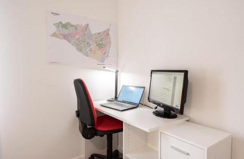 Massy Apartment | Tout confort à Massy - Parking/TGV et RER B&C