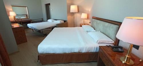 Sestri Ponente Hotel | Tower Genova Airport - Hotel & Conference Center