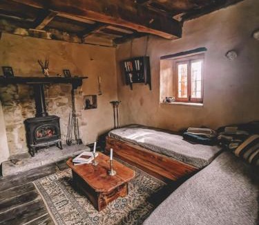 Polinago Ski Chalet | Tower house Gombola