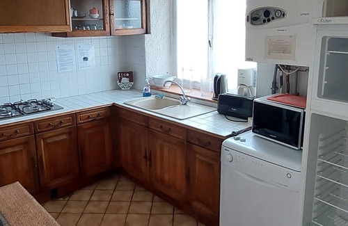 Airoux Apartment | Tower wing apartments, 2 bedrooms, 4 to 6 people, swimming pool, tennis, park