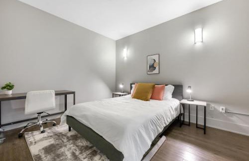 Downtown St. Louis Apartment | Towers At Opop 604 Spacios And Cozy 2 Bd 1 B